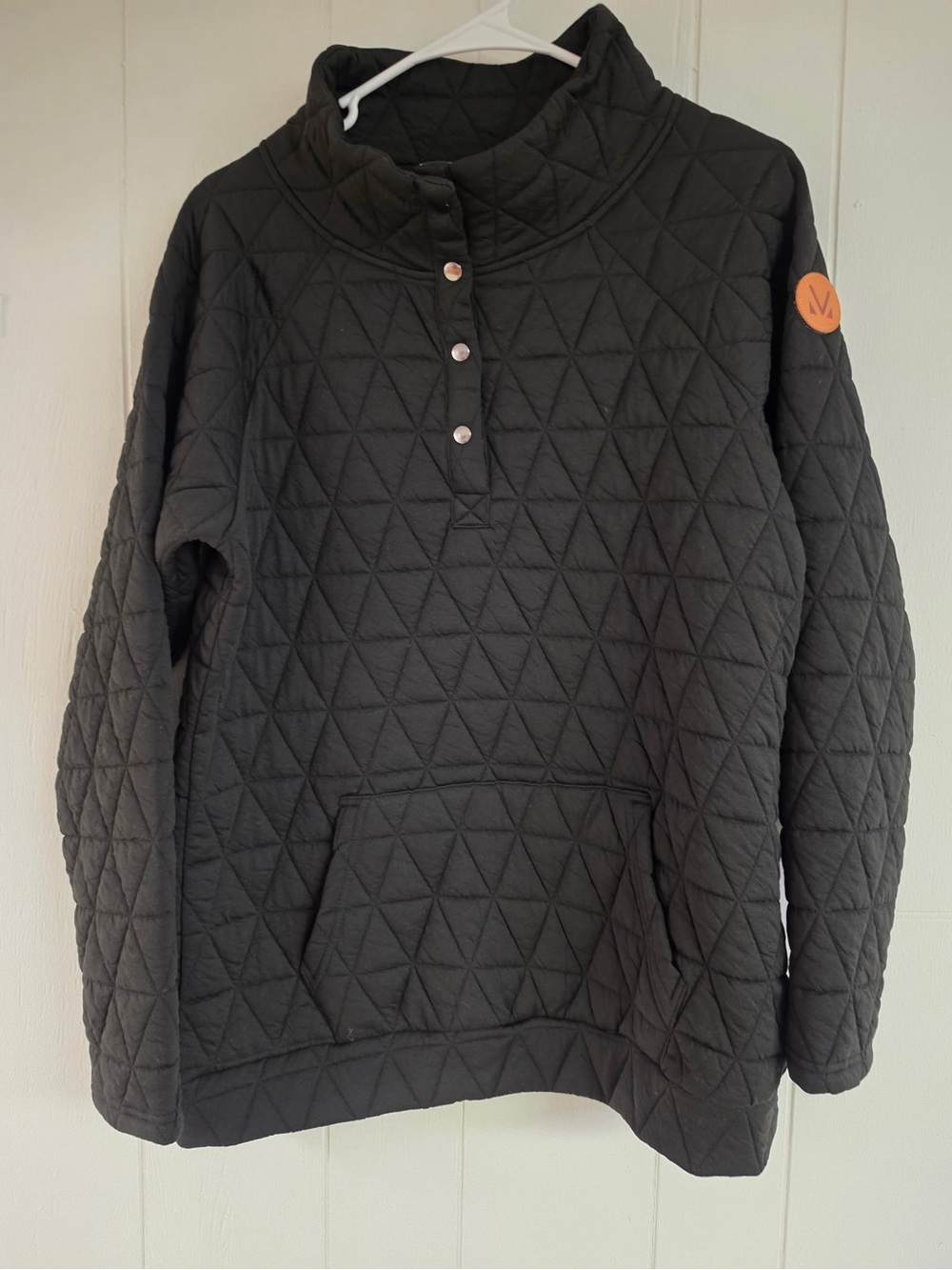 Michelle Mae Women’s Black Quilted Snap-Placket Pullover- Size M